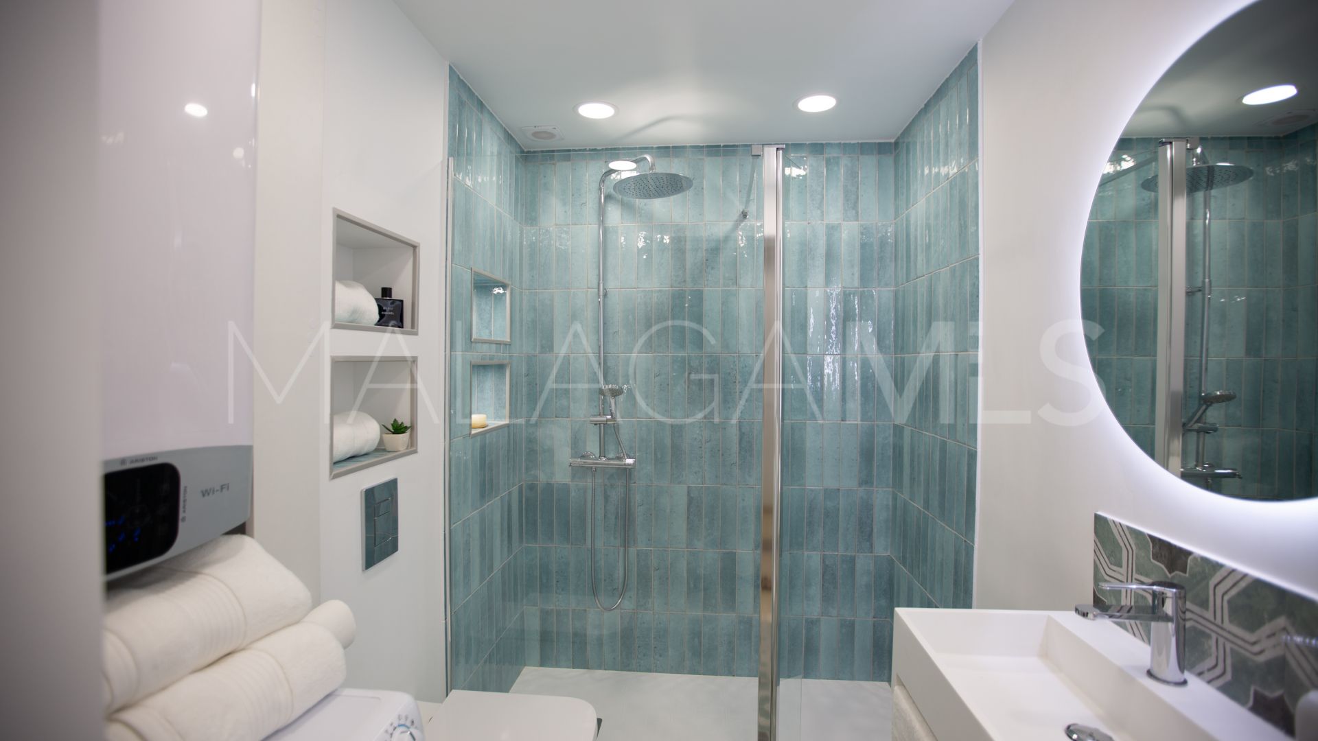 Studio for sale in Estepona Puerto
