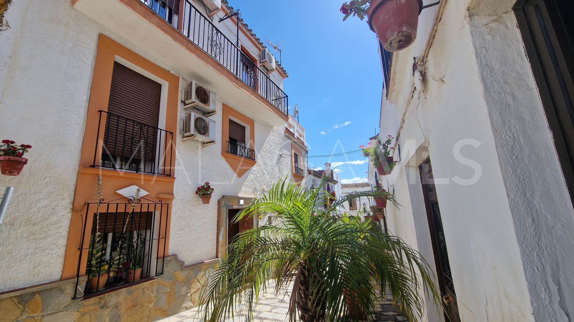 Hus i byn for sale in Estepona Old Town