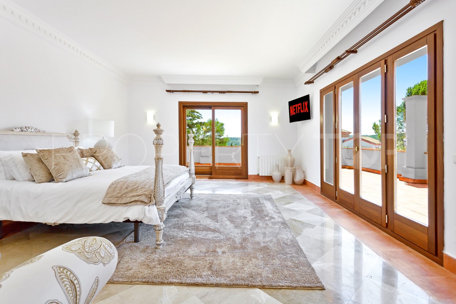 Sotogrande Alto, villa en venta con 5 dormitorios