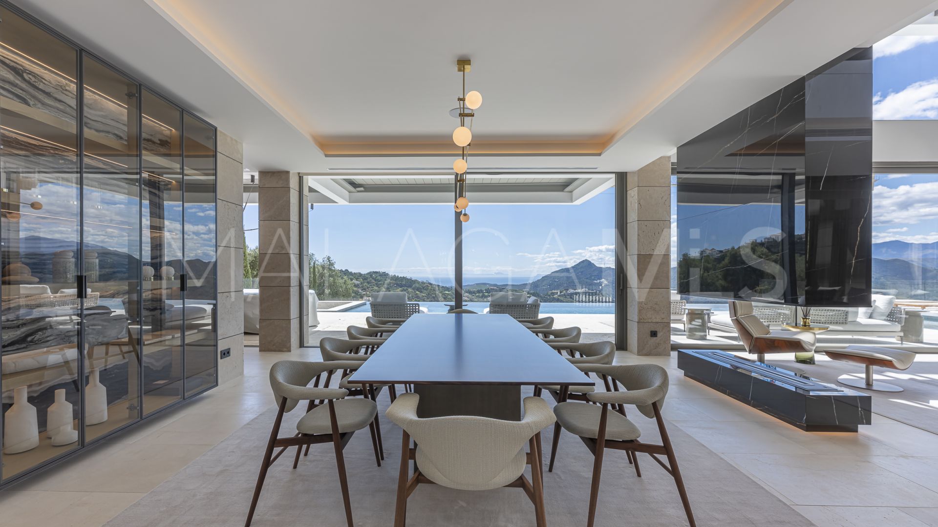 For sale 5 bedrooms villa in La Zagaleta