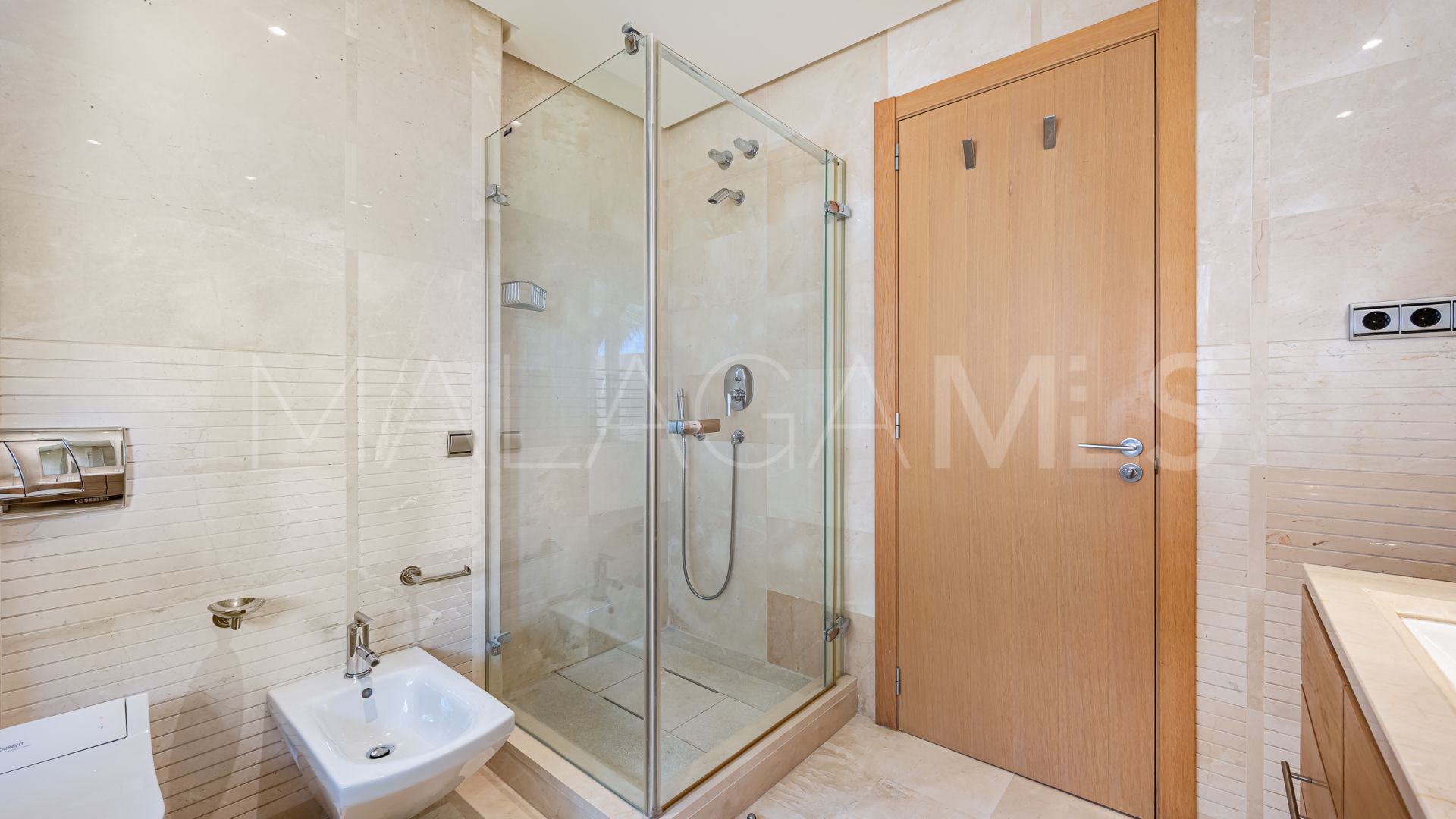 Ático for sale in Mansion Club