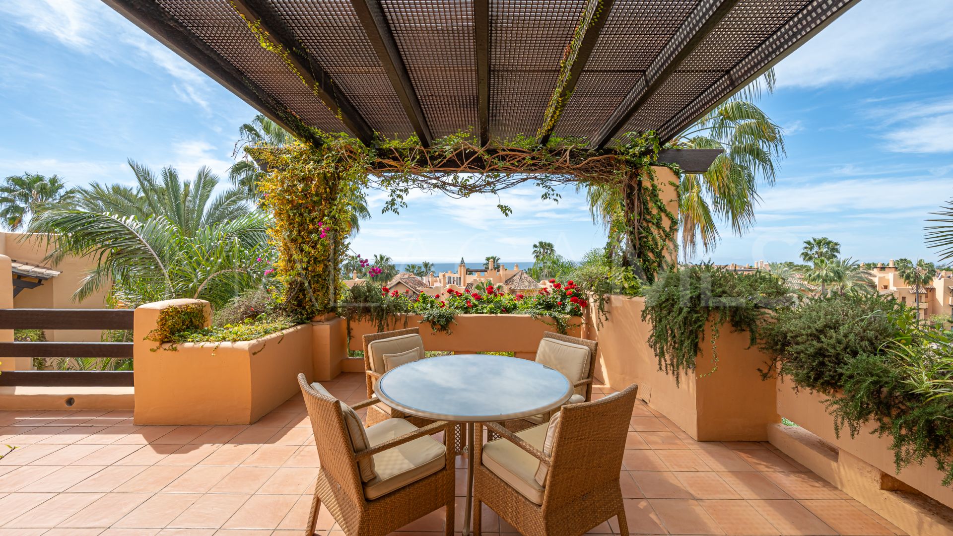 Ático for sale in Mansion Club