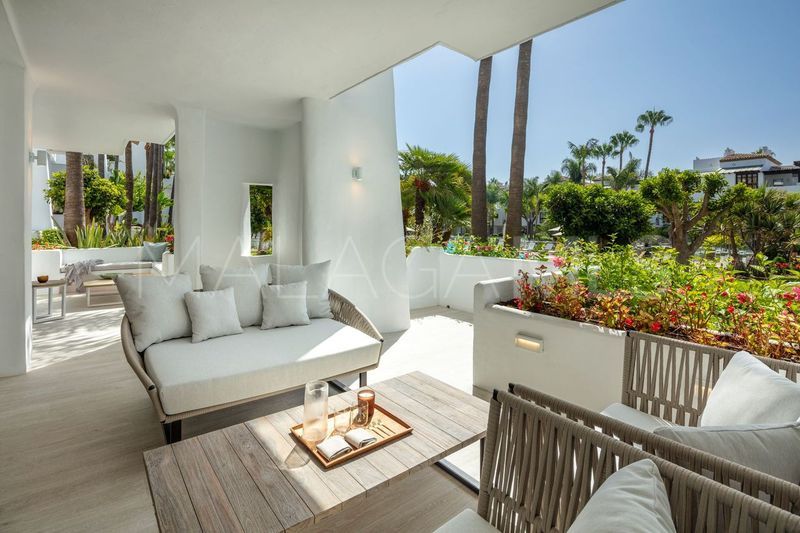 Erdgeschosswohnung for sale in Puente Romano