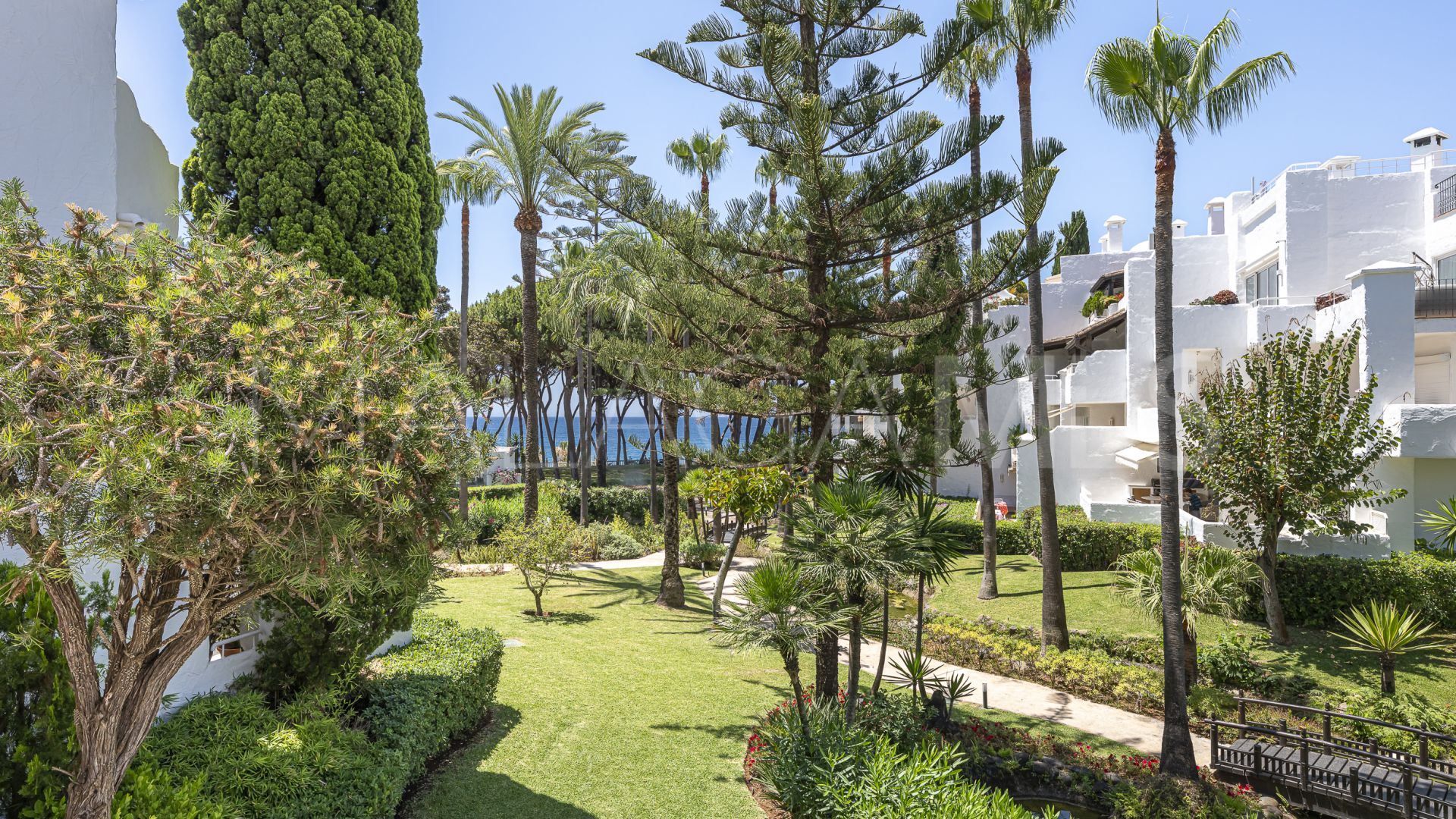 Lägenhet for sale in Alhambra del Mar