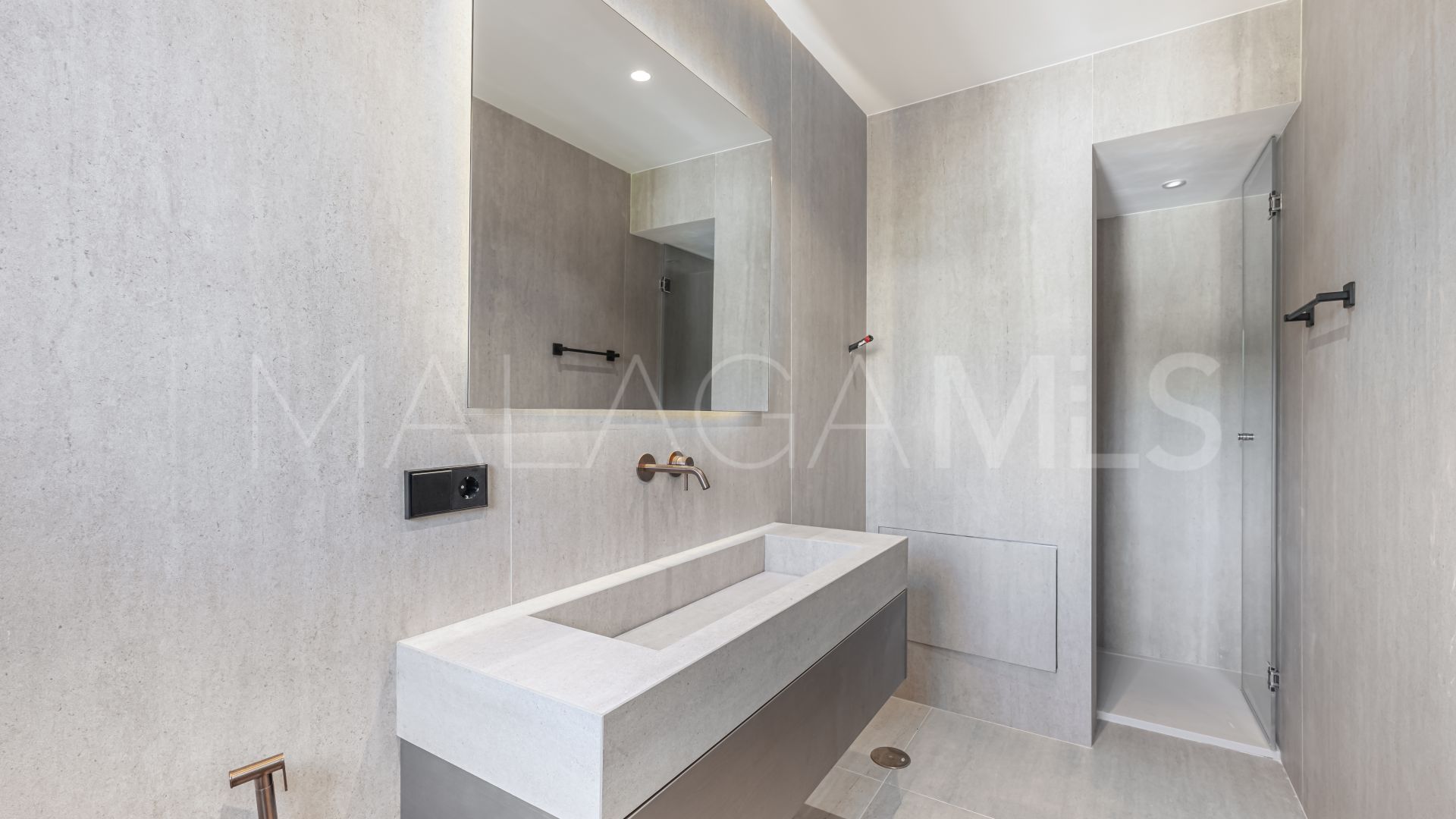 Casa with 4 bedrooms for sale in El Rosario