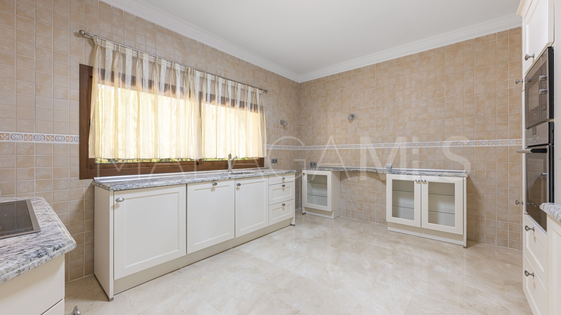 Hacienda las Chapas, villa de 4 bedrooms for sale