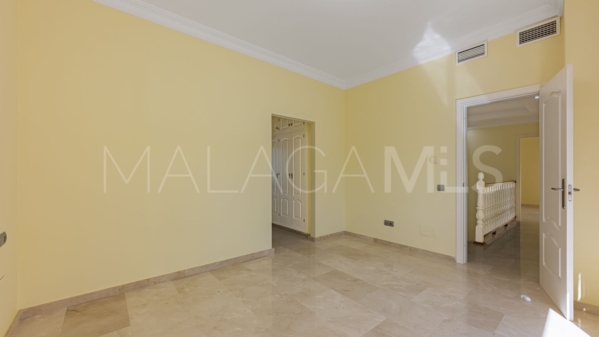 Hacienda las Chapas, villa de 4 bedrooms for sale