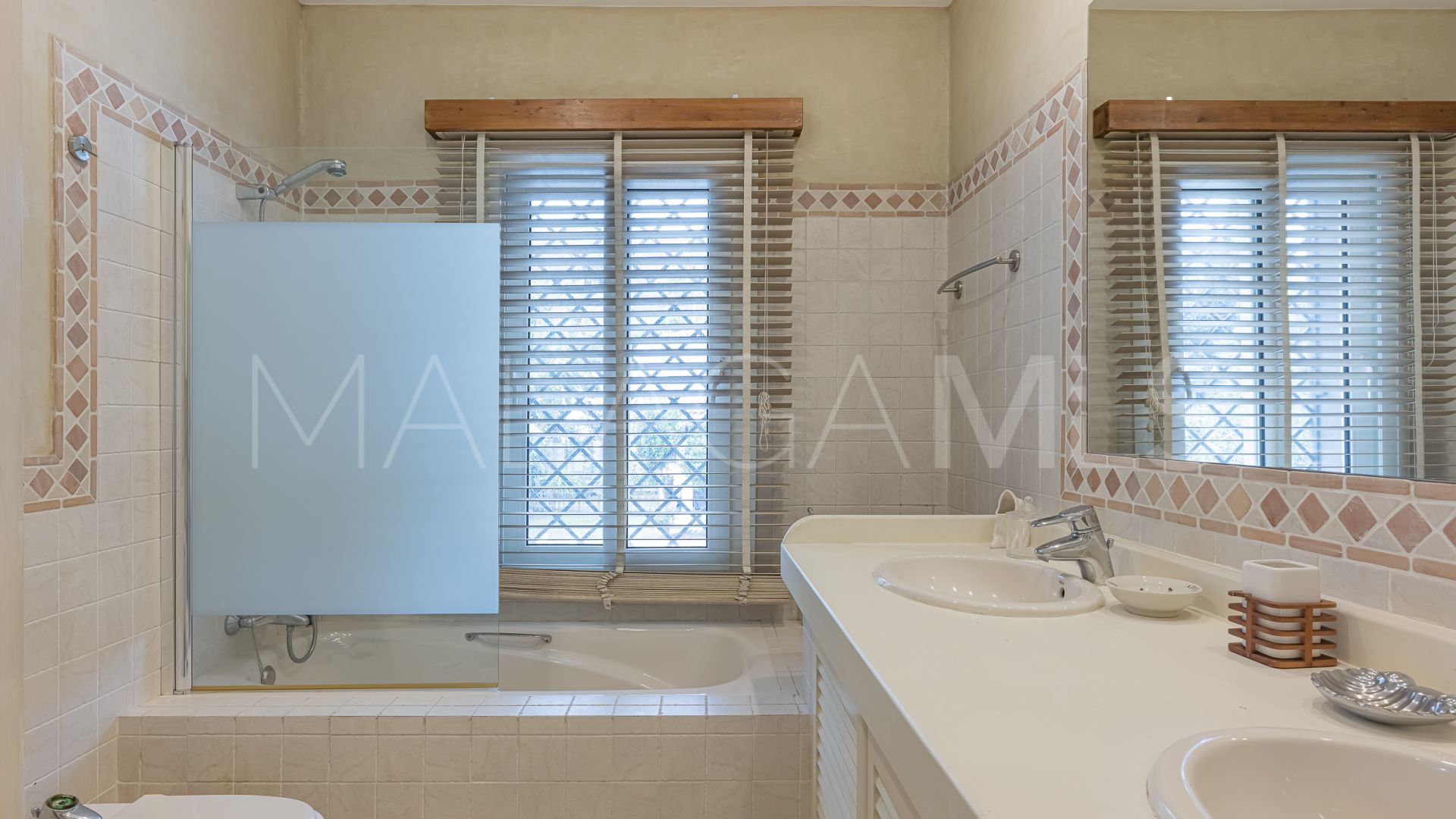 Casa with 3 bedrooms for sale in Nagüeles