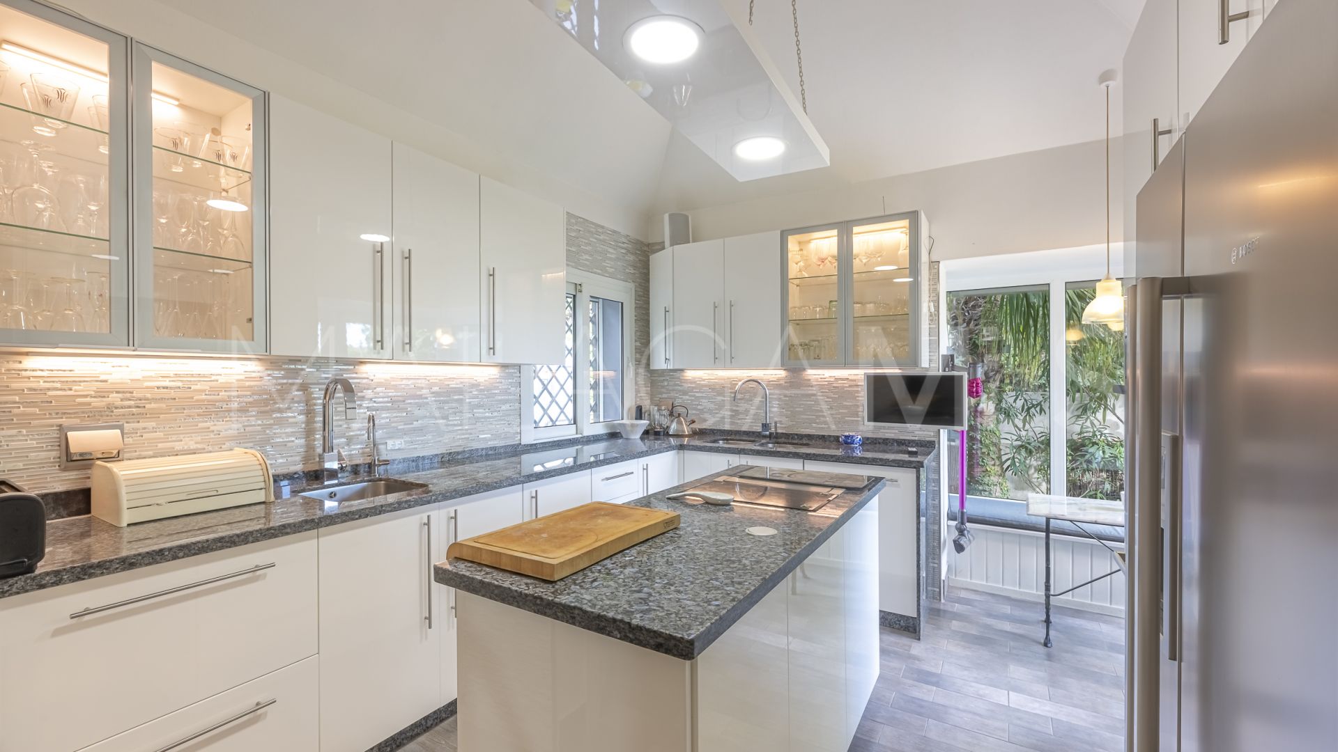 Casa with 3 bedrooms for sale in Nagüeles