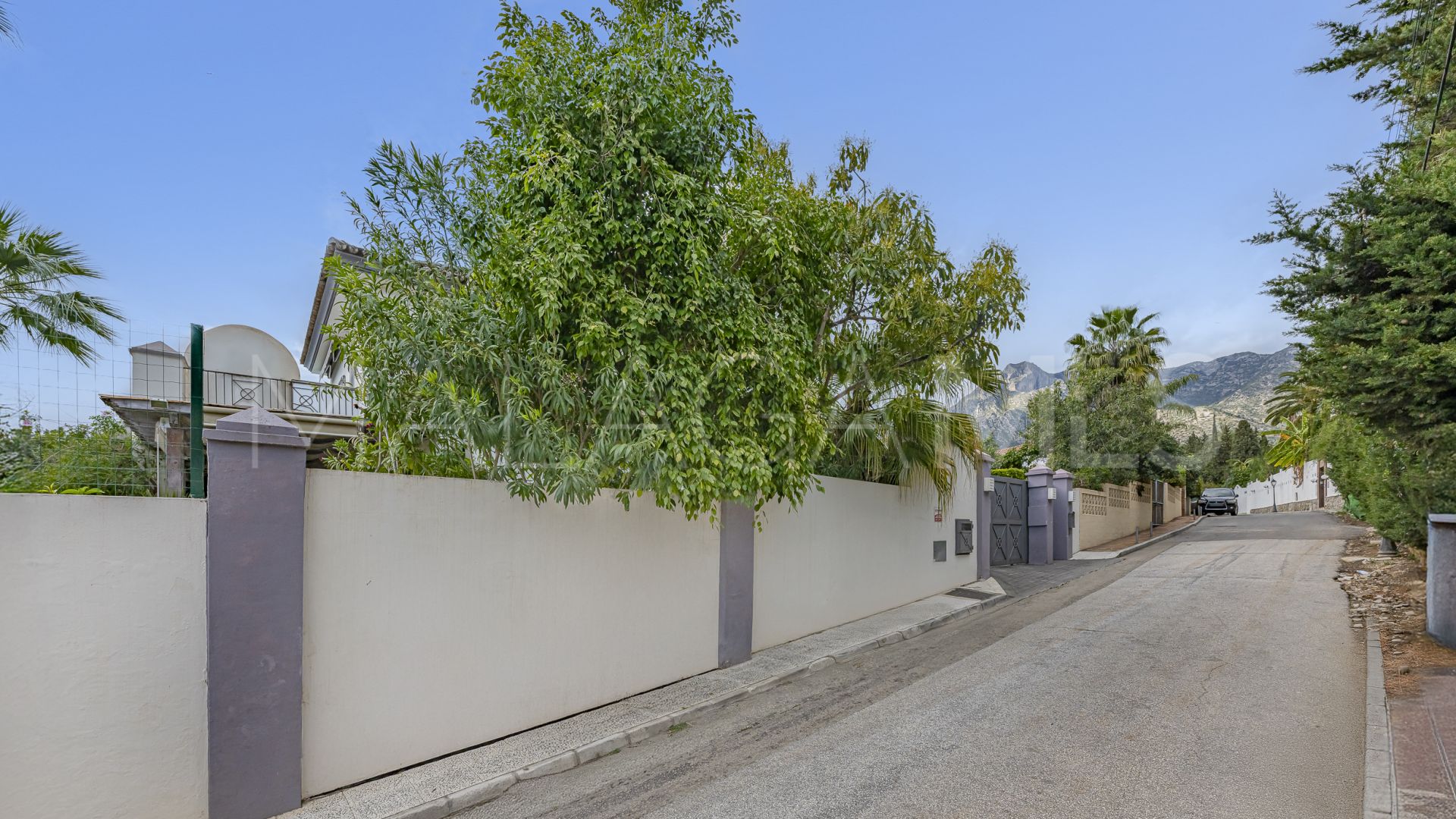 Casa with 3 bedrooms for sale in Nagüeles