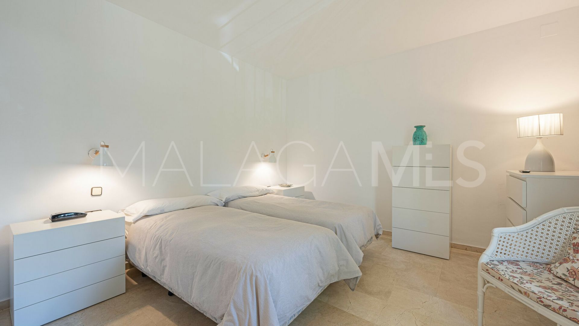 Buy apartamento de 1 bedroom in Alhambra del Mar