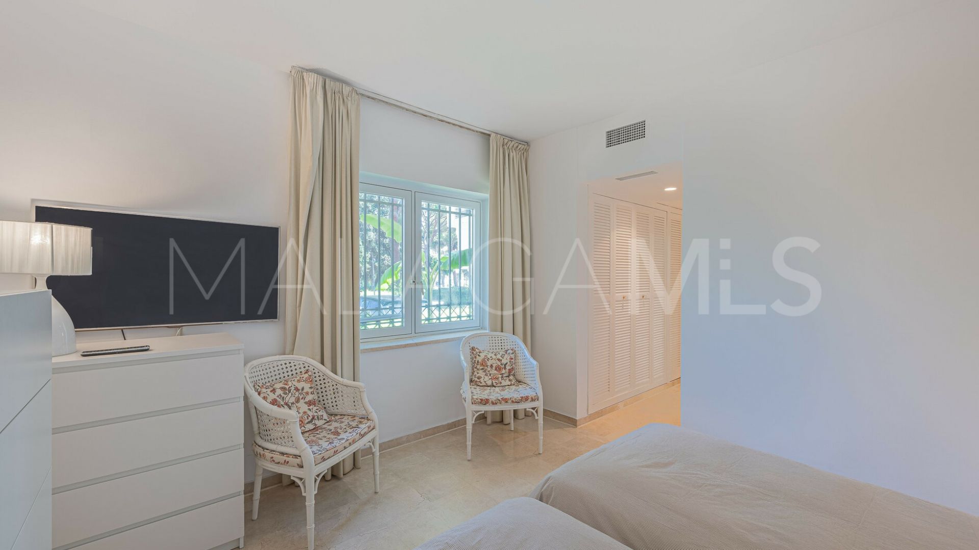 For sale Alhambra del Mar apartment with 1 bedroom