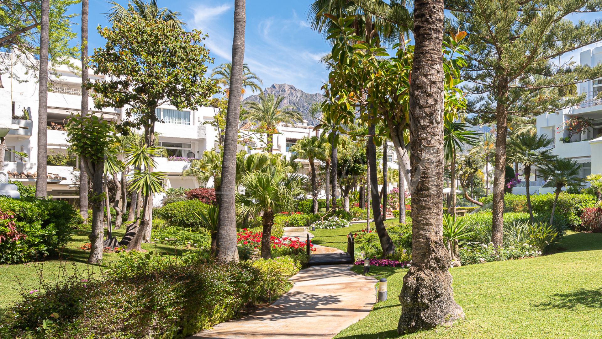 Appartement for sale in Alhambra del Mar