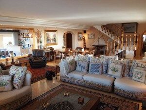 For sale country house in Alozaina with 8 bedrooms