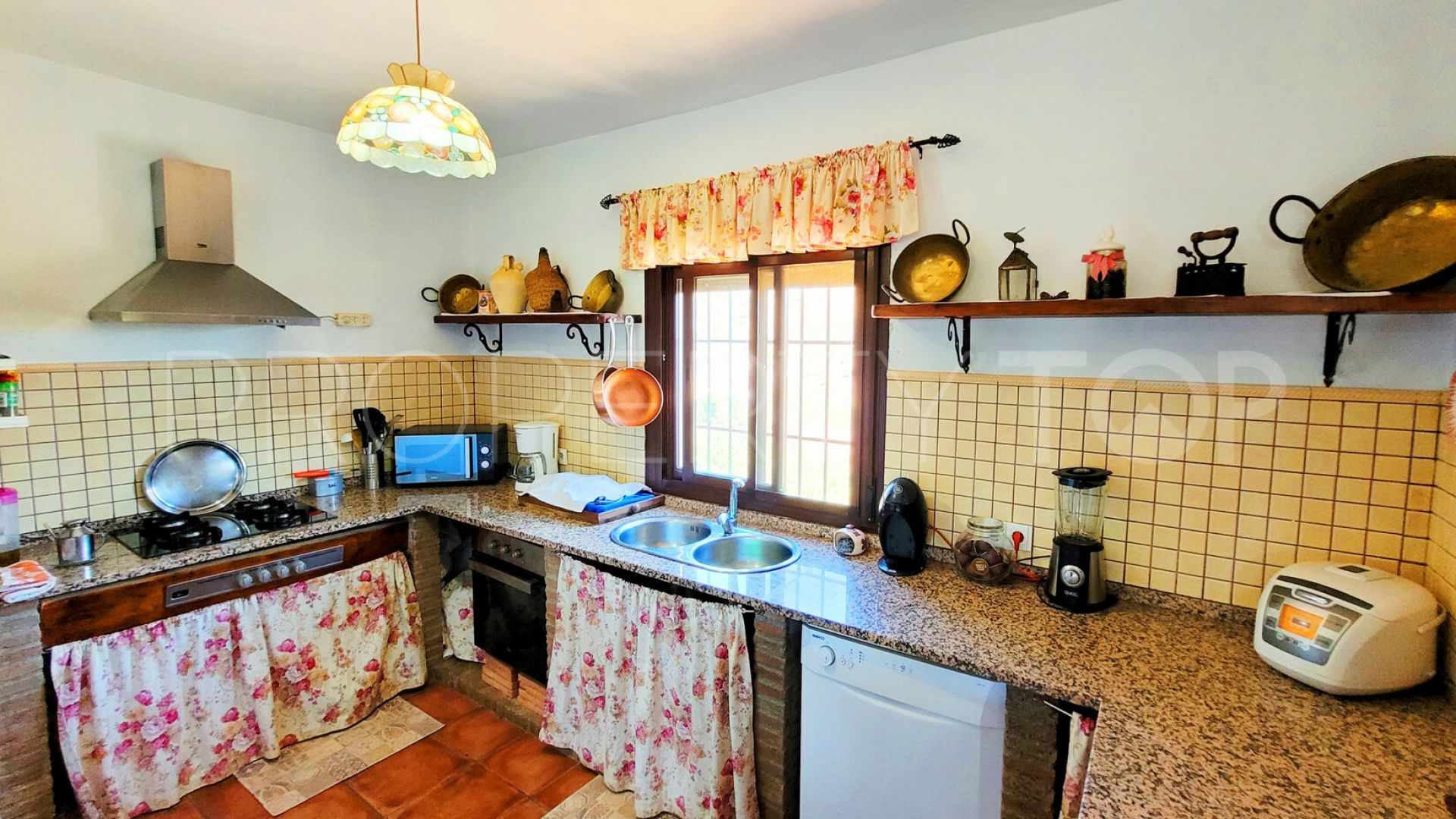 3 bedrooms Guaro country house for sale