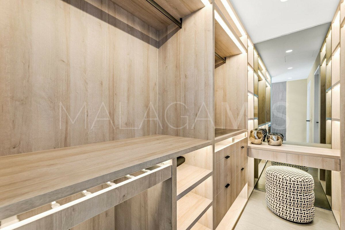 Penthaus for sale in Alhambra del Mar