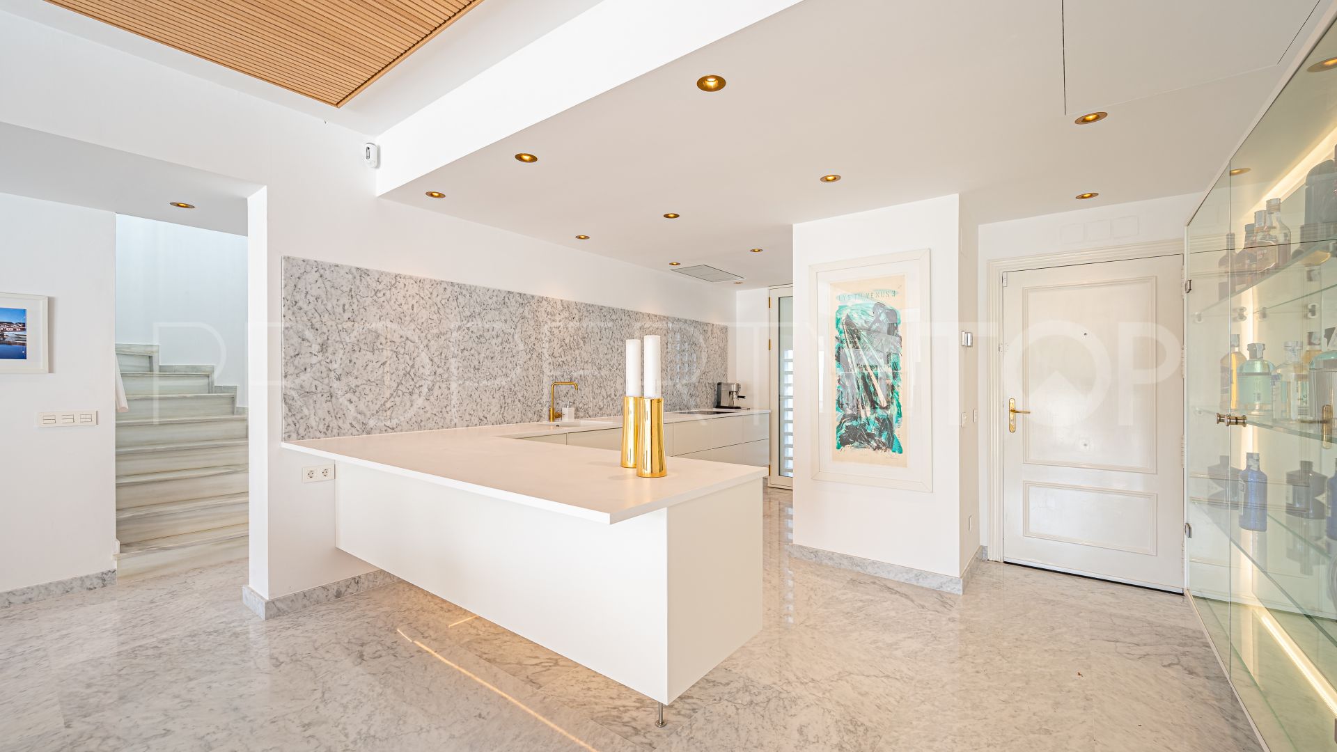 3 bedrooms penthouse in Alhambra del Mar for sale