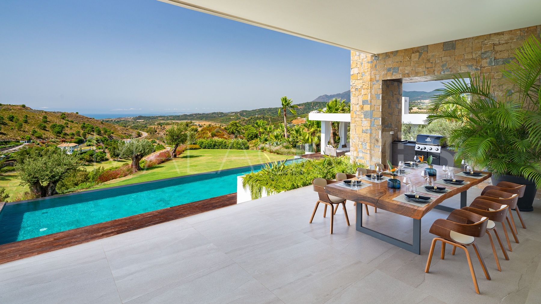 Villa for sale in Marbella Club Golf Resort with 6 bedrooms
