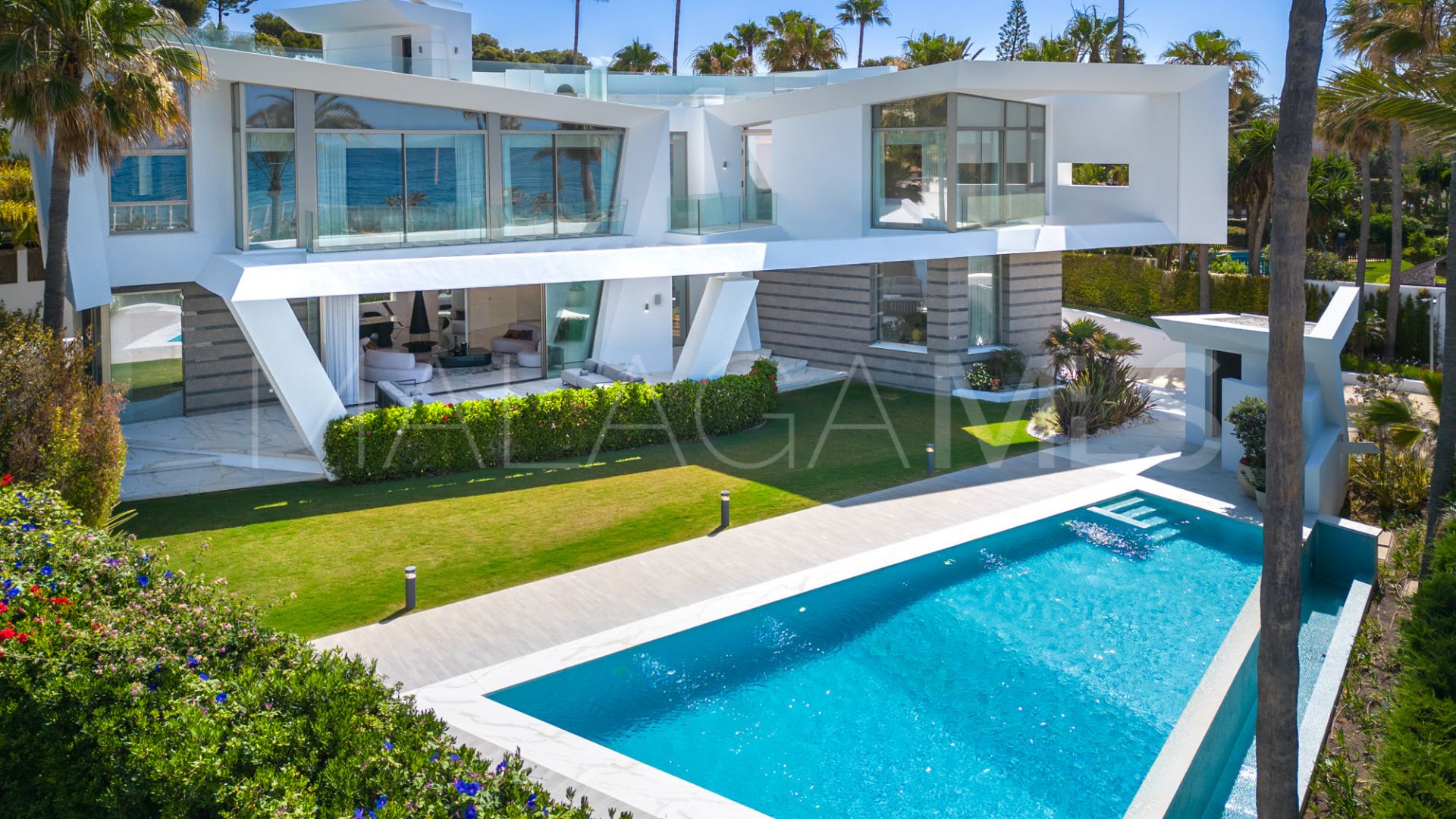 Villa for sale in Marbella