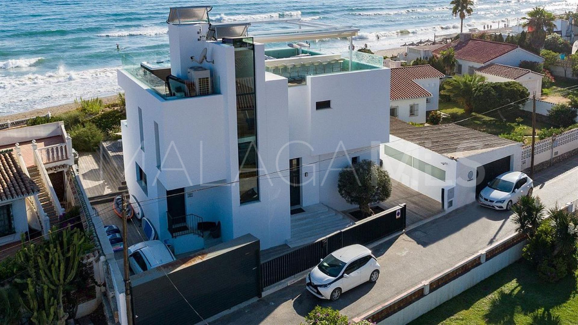 Villa a la venta de 6 bedrooms in Costabella