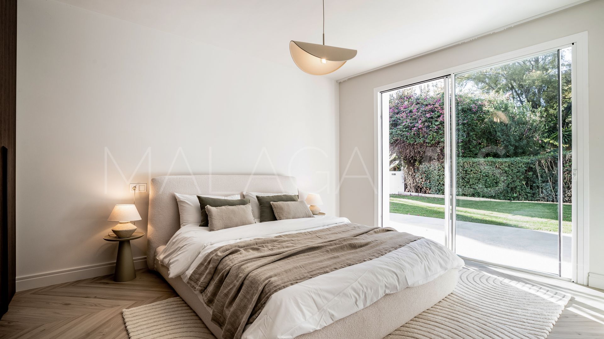 Appartement rez de chaussée for sale in Marbella Golden Mile