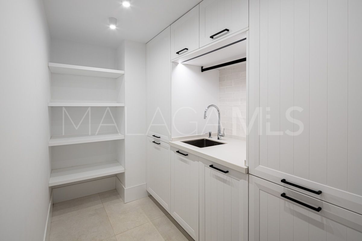 Villa a la venta in Marbella Ciudad