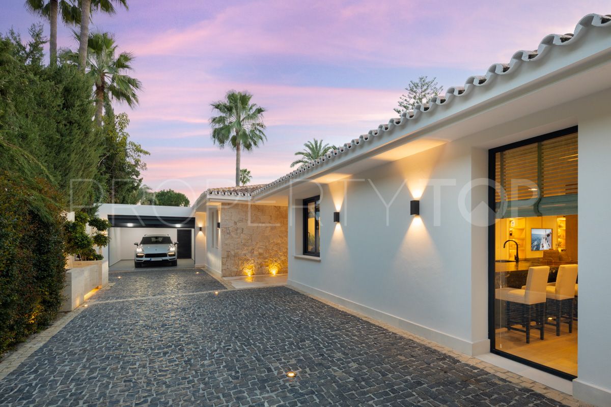 Villa a la venta en Marbella Ciudad