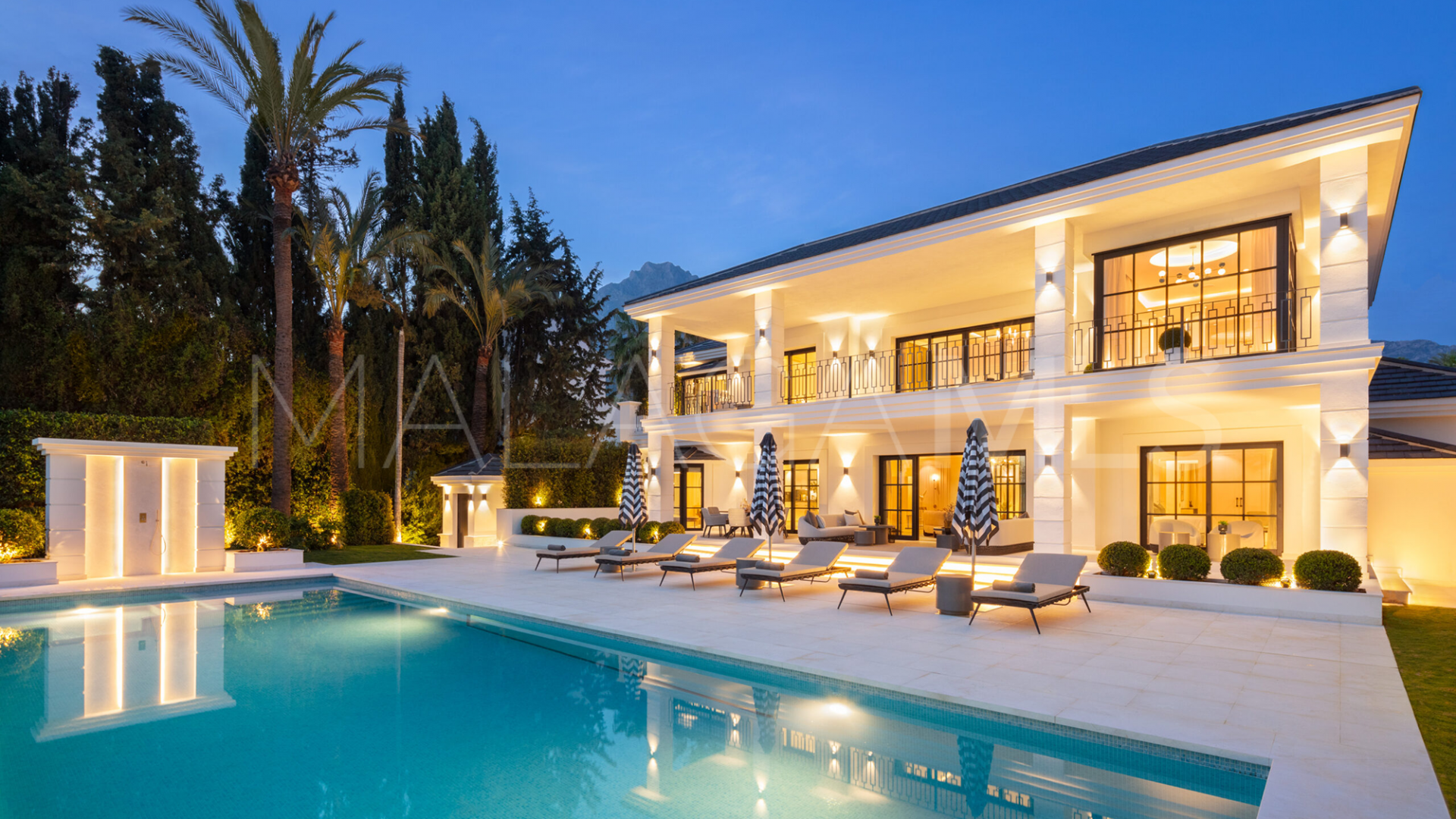 Villa for sale in Marbella City