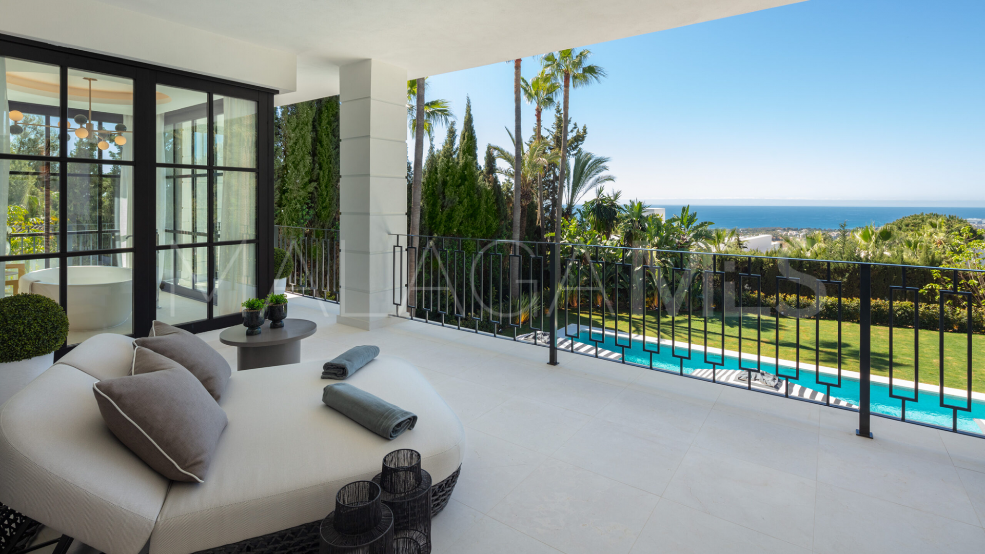 Villa for sale in Marbella City