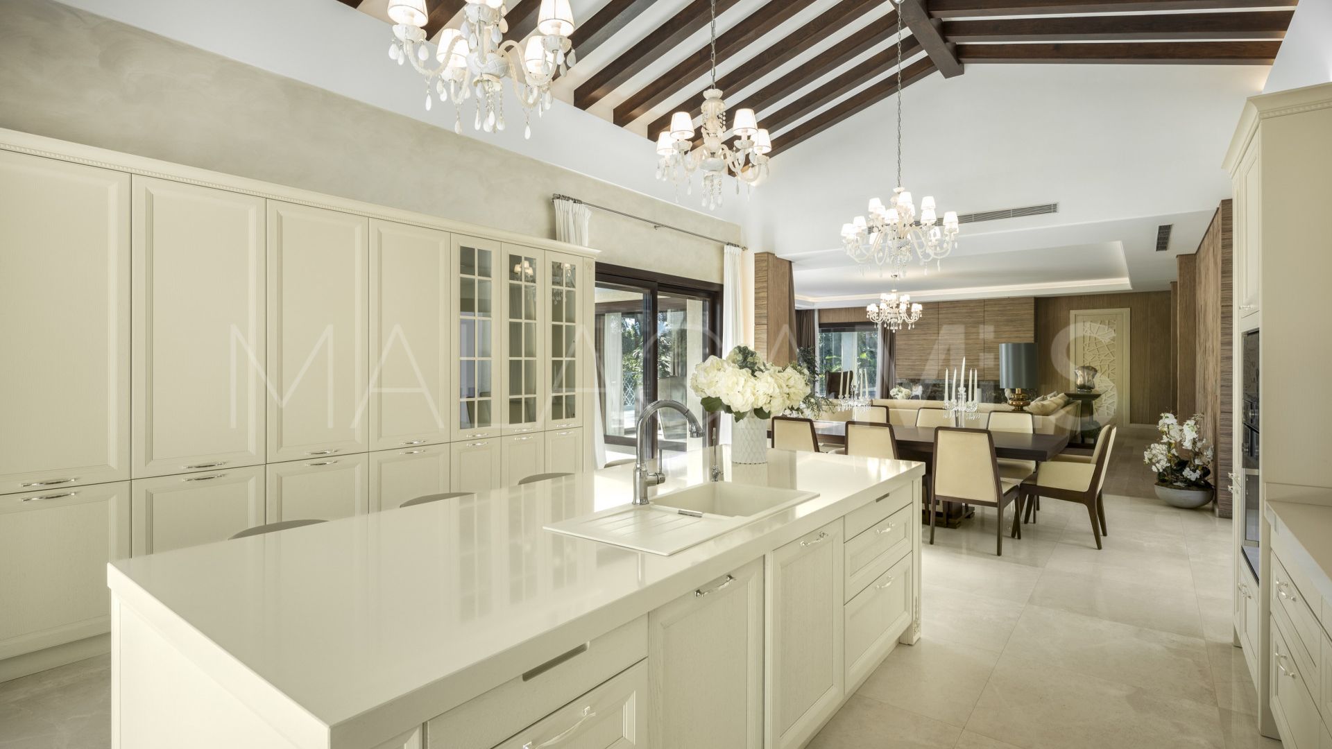 Villa for sale in Marbella