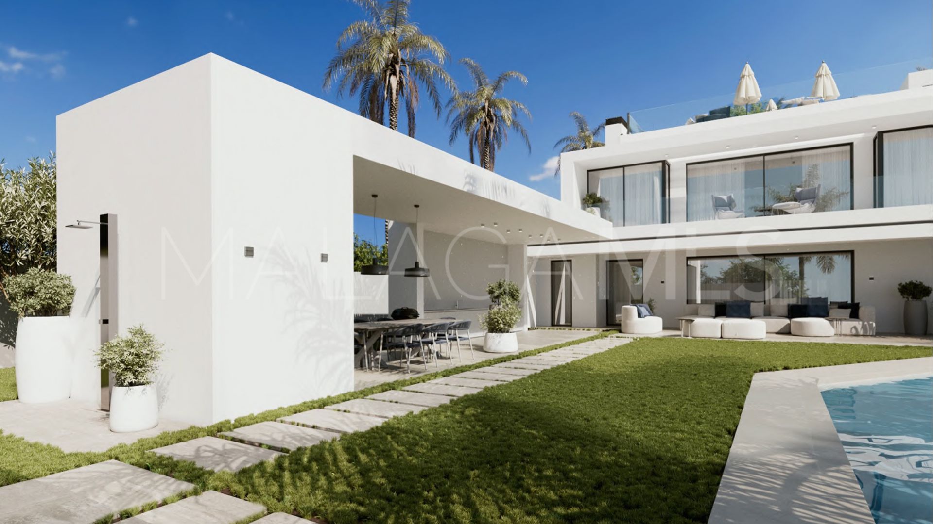 Villa for sale in Marbella with 6 bedrooms
