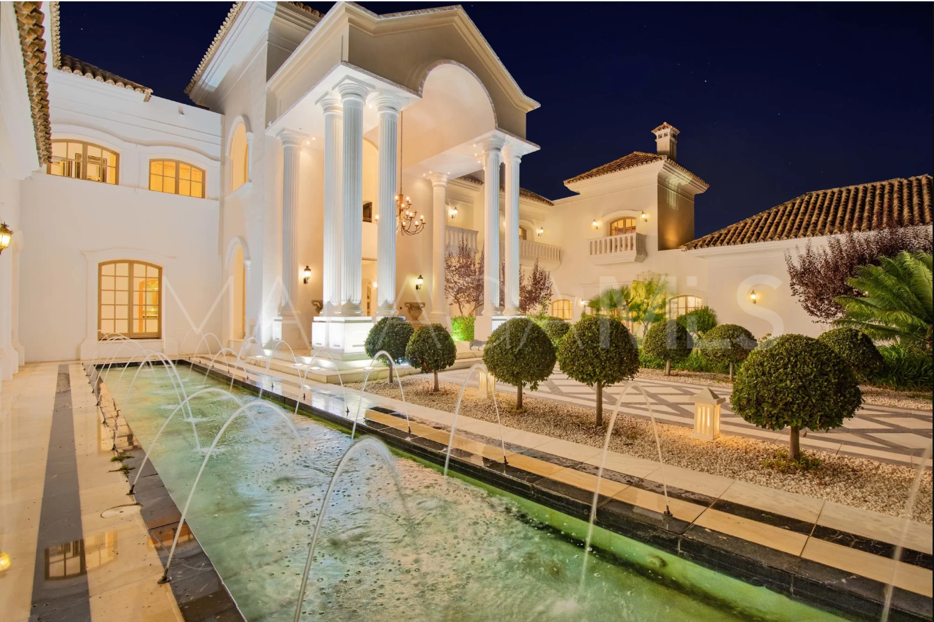 Villa for sale in La Zagaleta