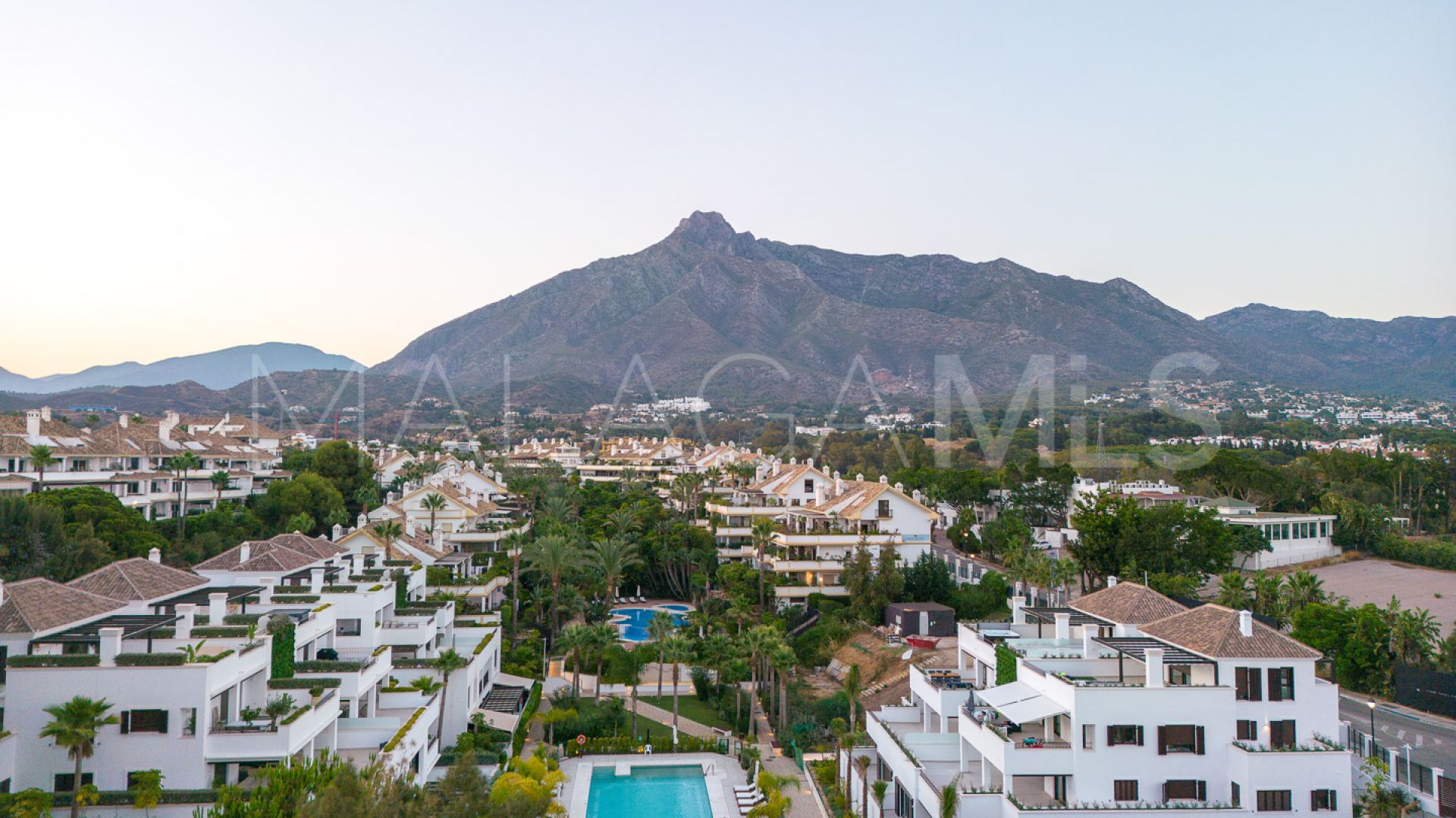 Marbella City penthouse for sale