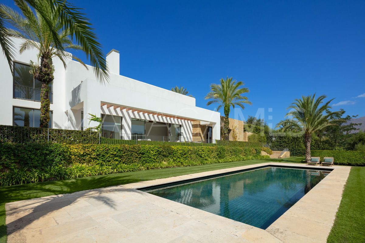 For sale Casares Golf villa with 6 bedrooms