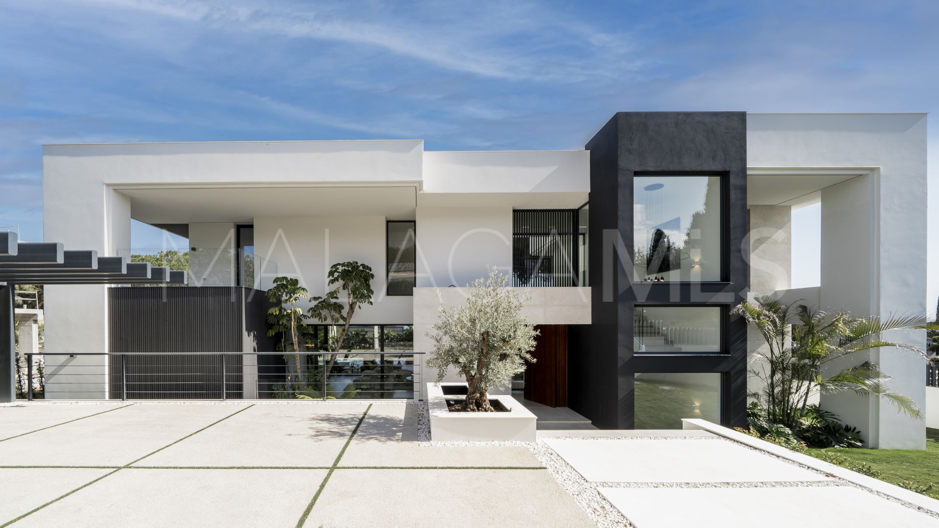 Villa for sale in Marbella