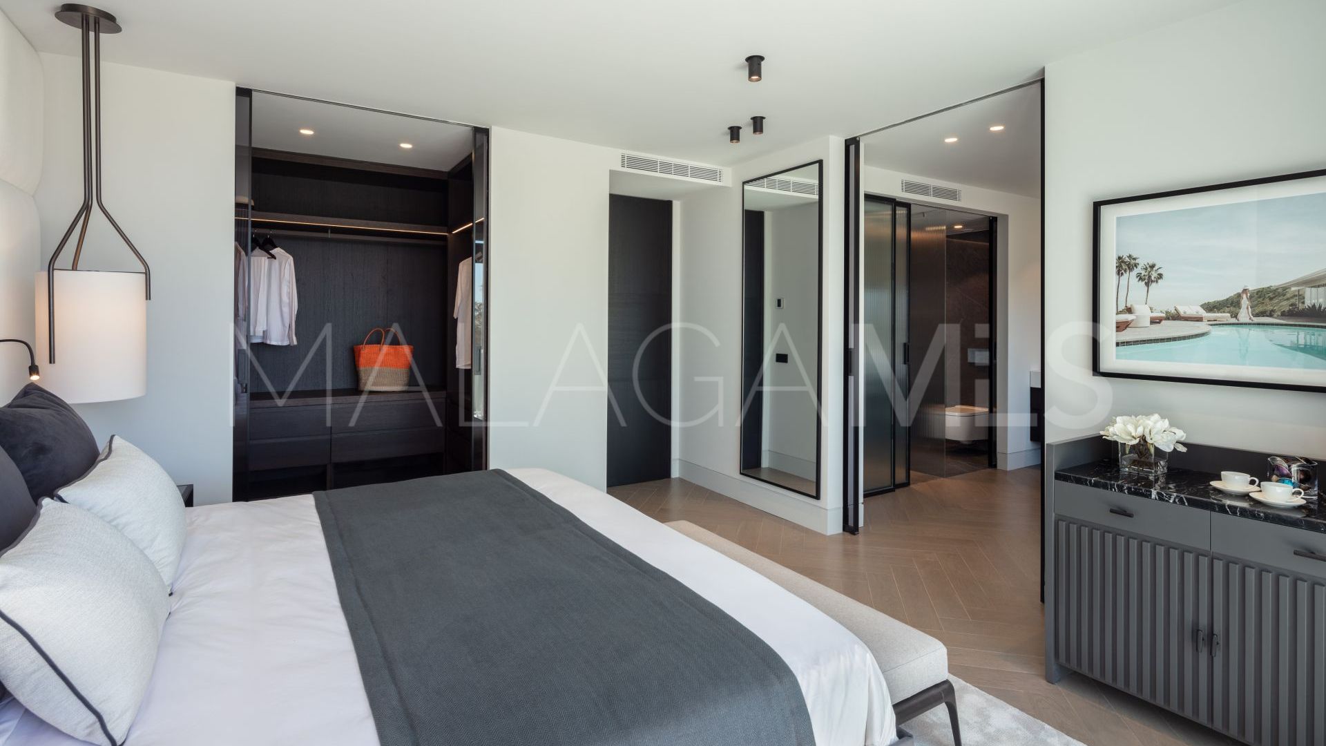 Zweistöckiges penthouse for sale in Marbella Goldene Meile