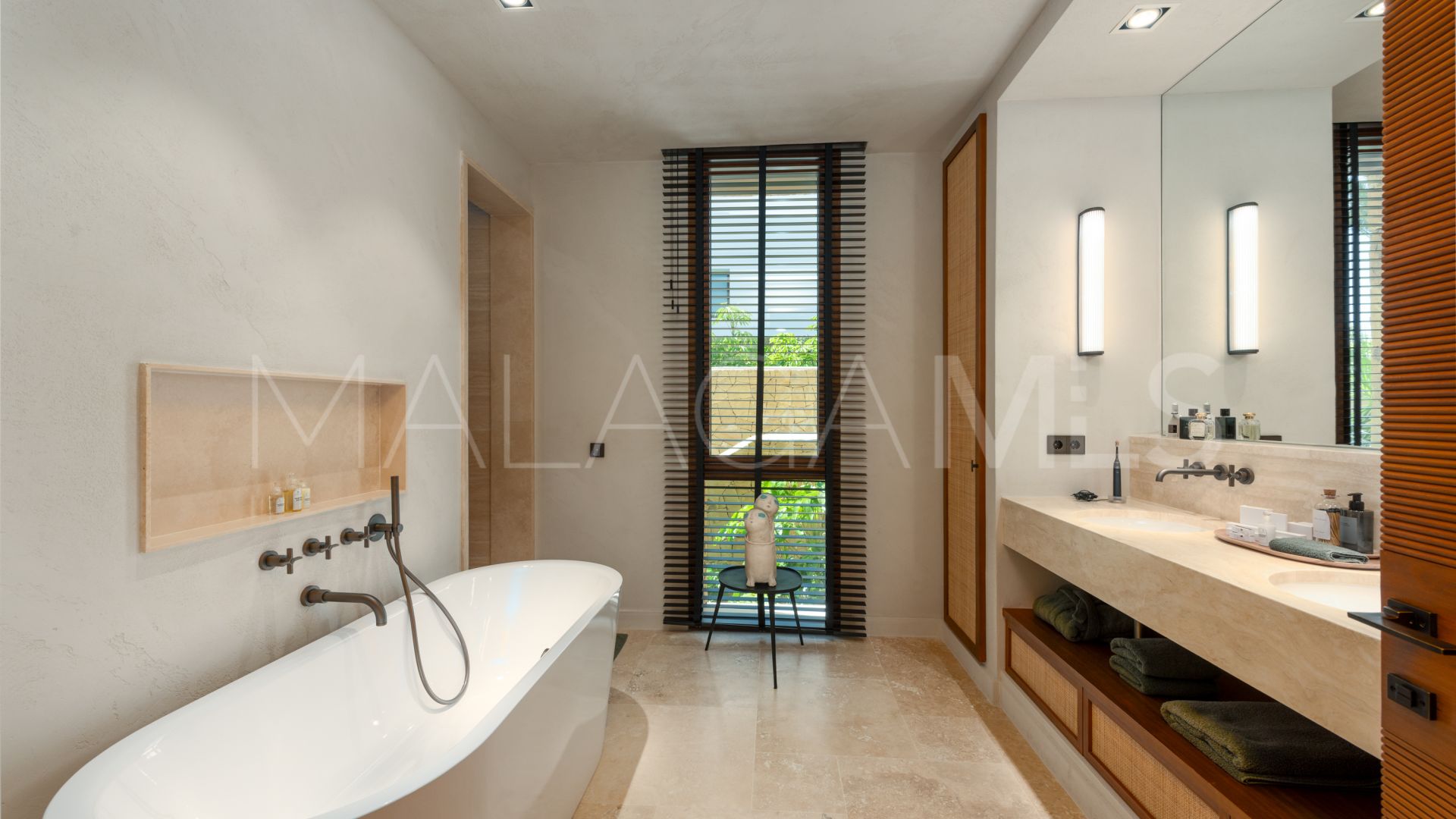 For sale apartment in Casares Golf