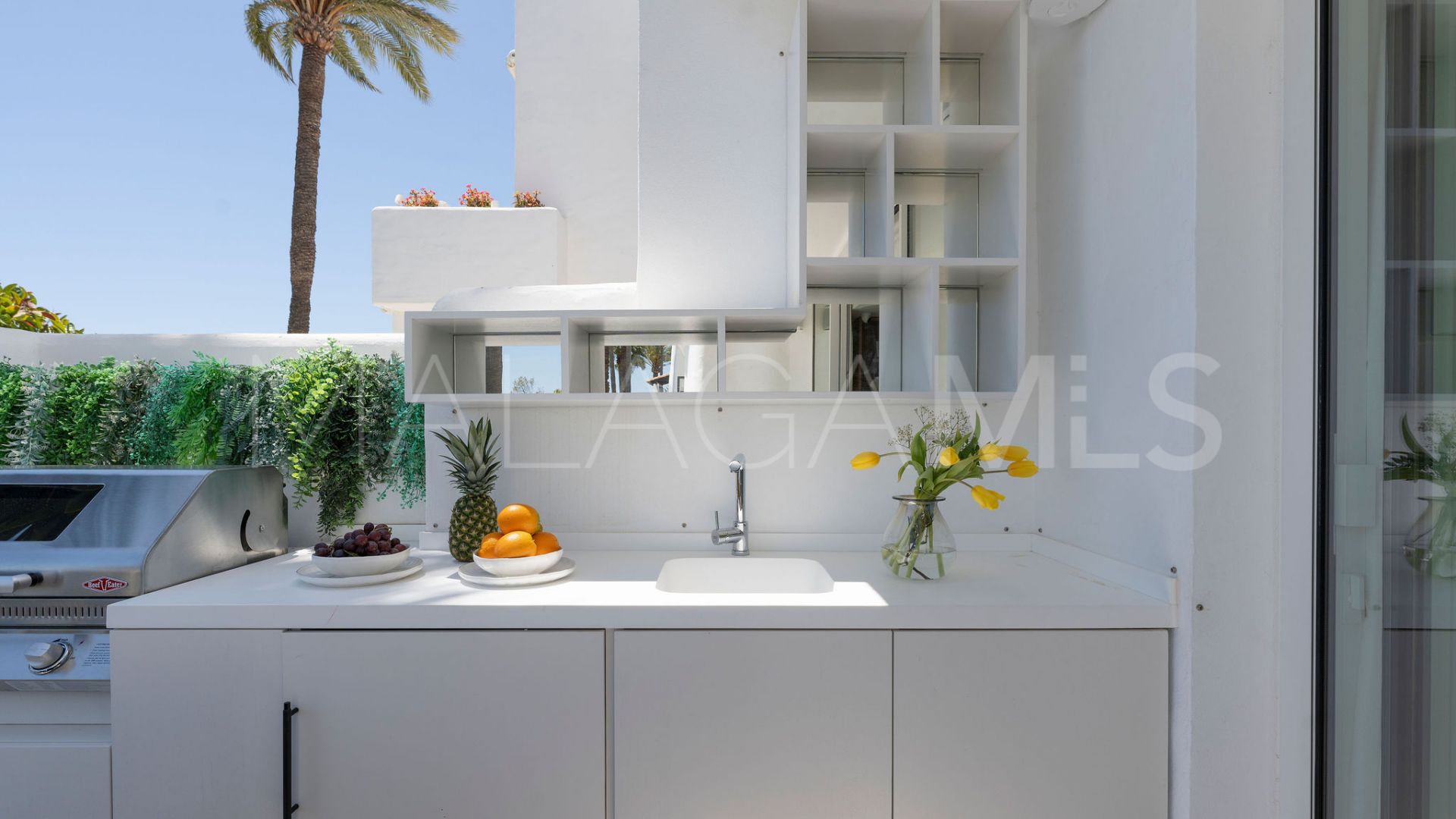 Marbella Golden Mile, apartamento planta baja a la venta