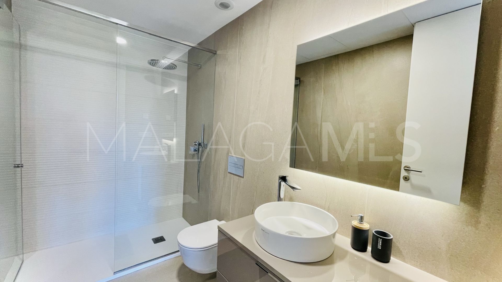Apartamento for sale in Estepona Este