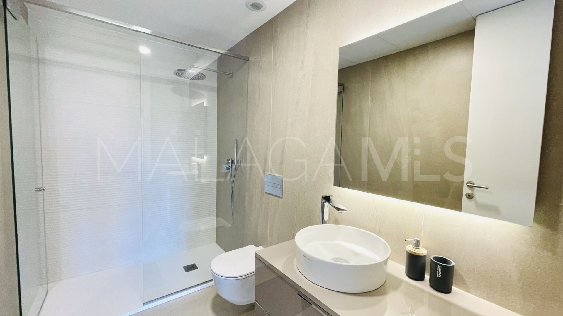 Apartamento for sale in Estepona Este