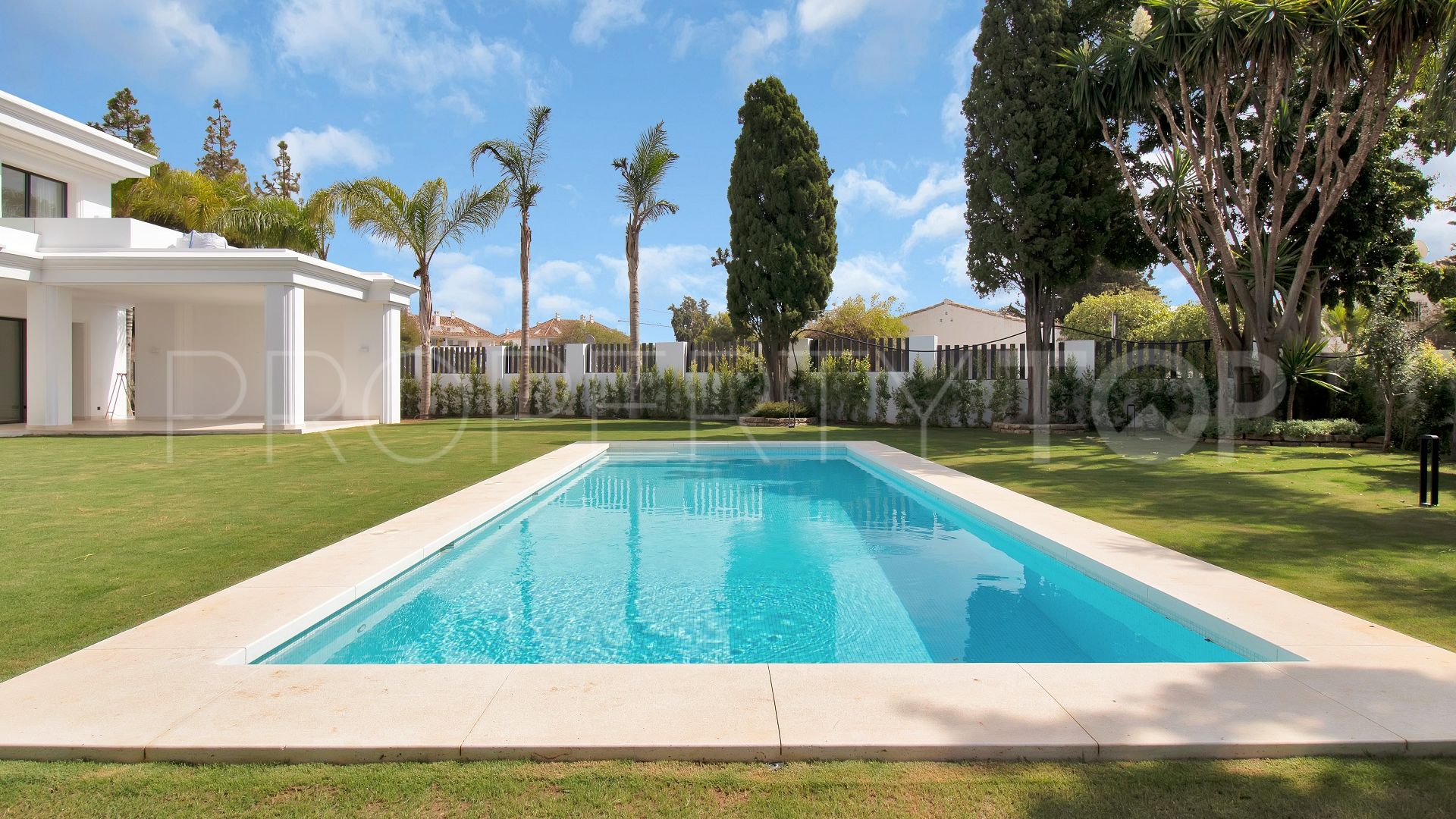 Comprar villa en Marbella Golden Mile