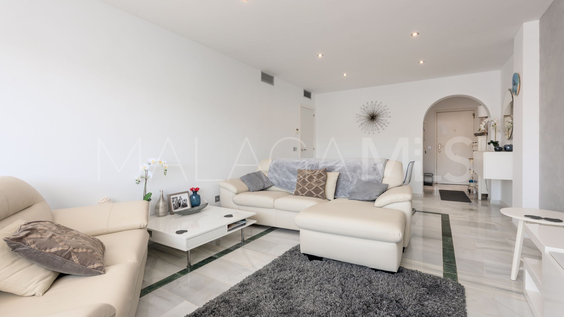 Wohnung for sale in Marbella - Puerto Banus