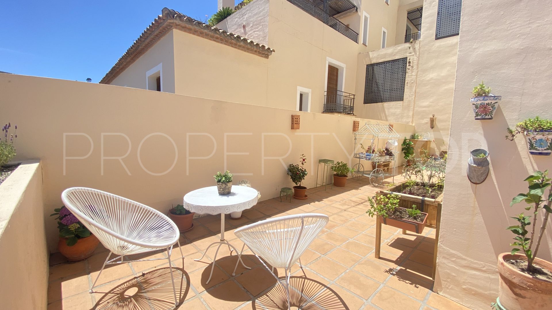 For sale El Casar semi detached house with 4 bedrooms