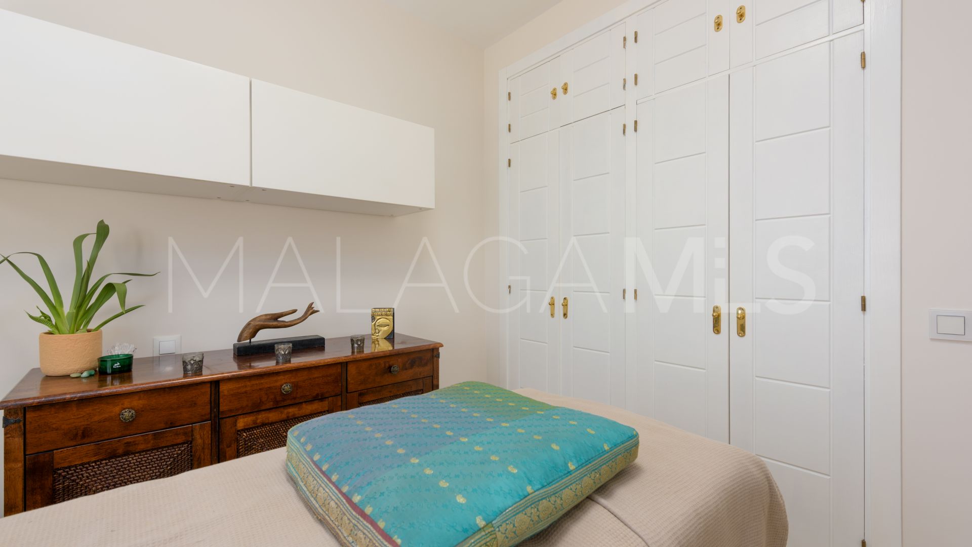 Maison de ville for sale in Los Almendros
