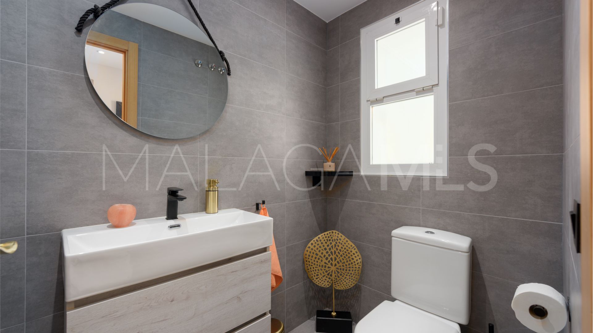 Maison de ville for sale in Los Almendros