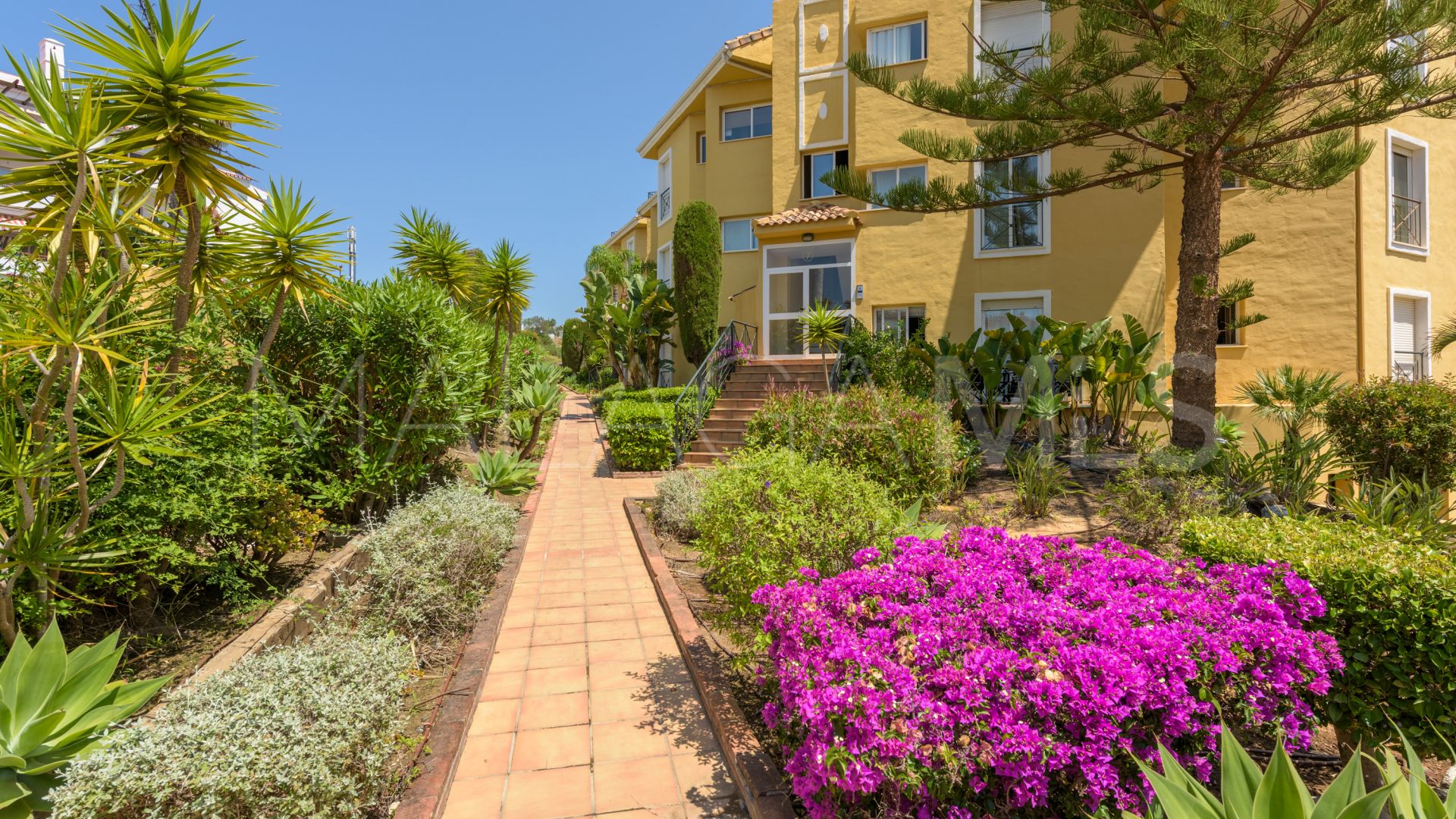 Apartamento for sale in Belaire with 2 bedrooms