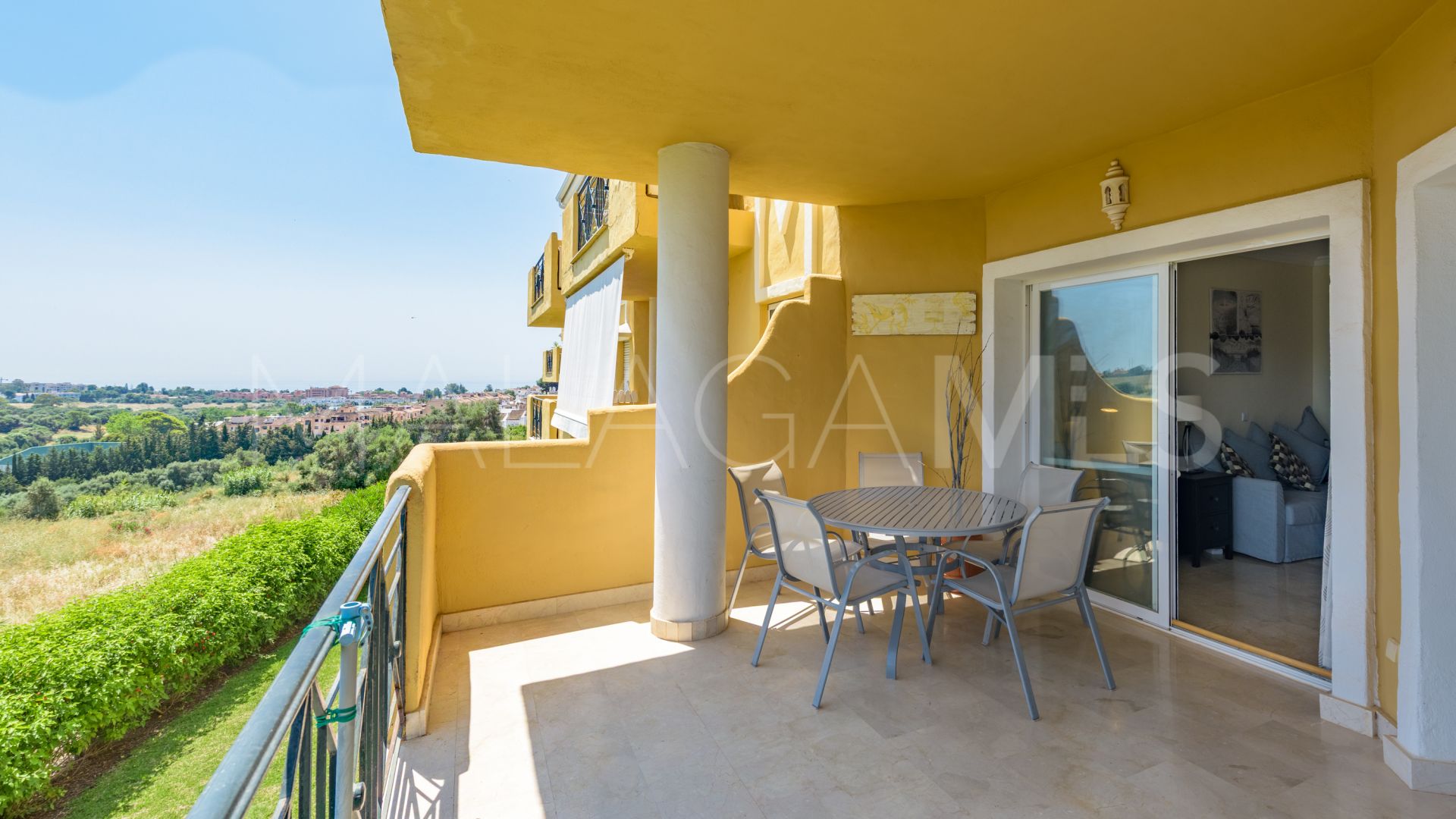 Apartamento for sale in Belaire with 2 bedrooms