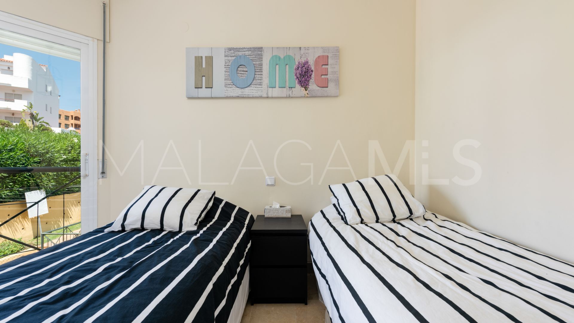Apartamento for sale in Belaire with 2 bedrooms
