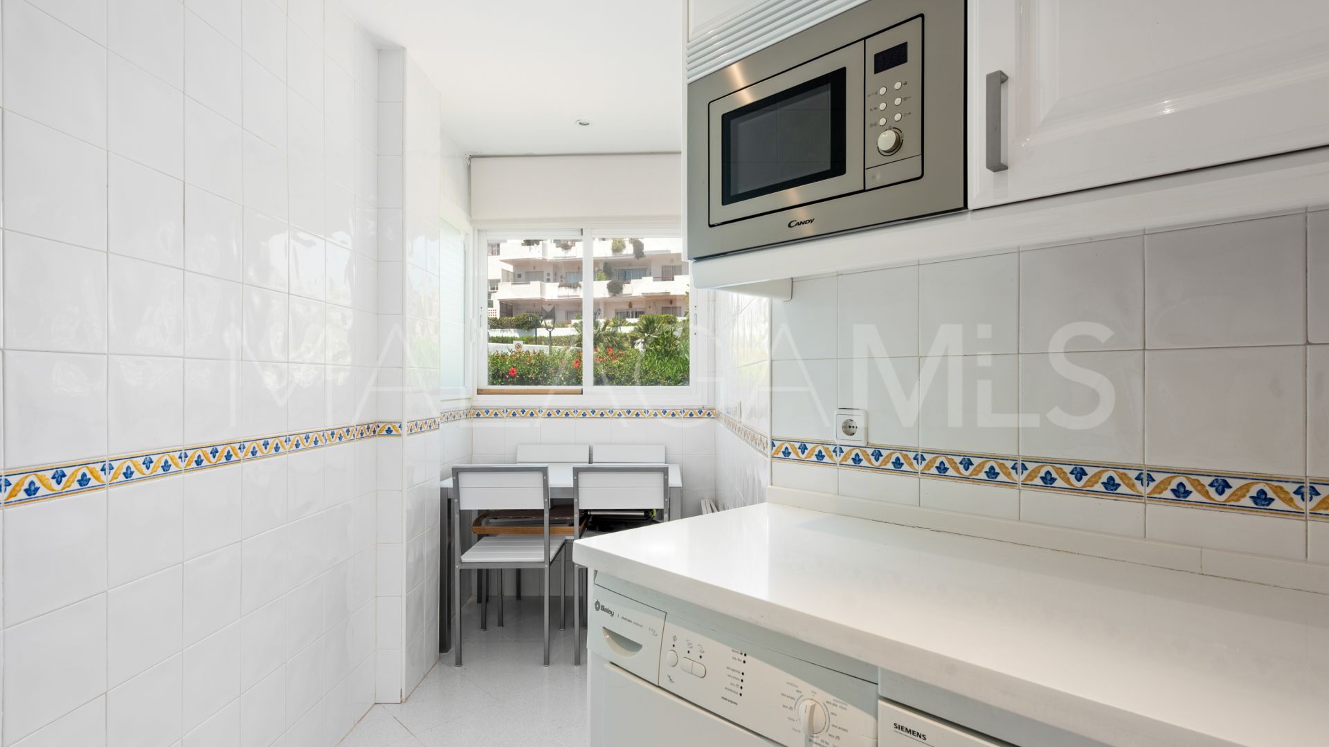 Apartamento for sale in Belaire with 2 bedrooms