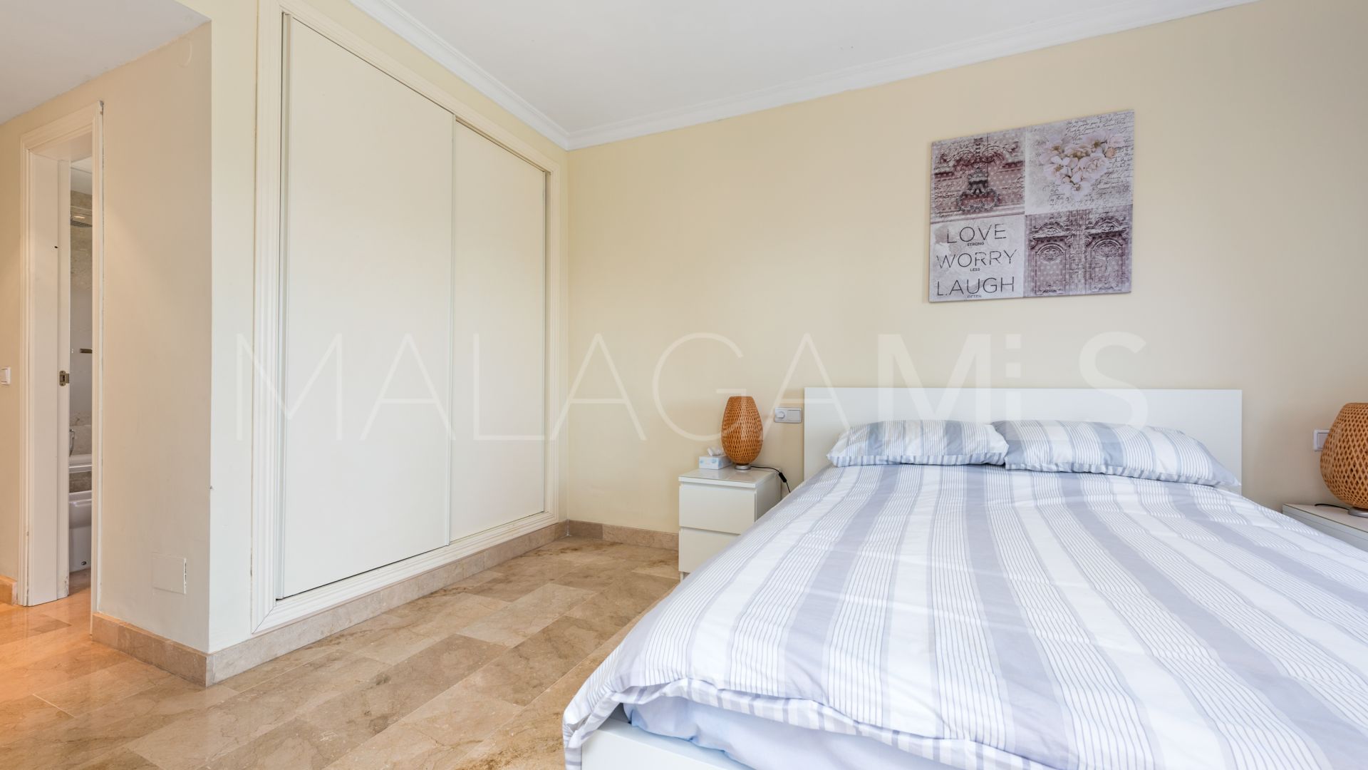 Apartamento for sale in Belaire with 2 bedrooms